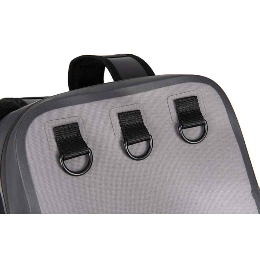 Fox Rage Pro Series Waterproof Chest Pack Detail D-Ringe Rückseite