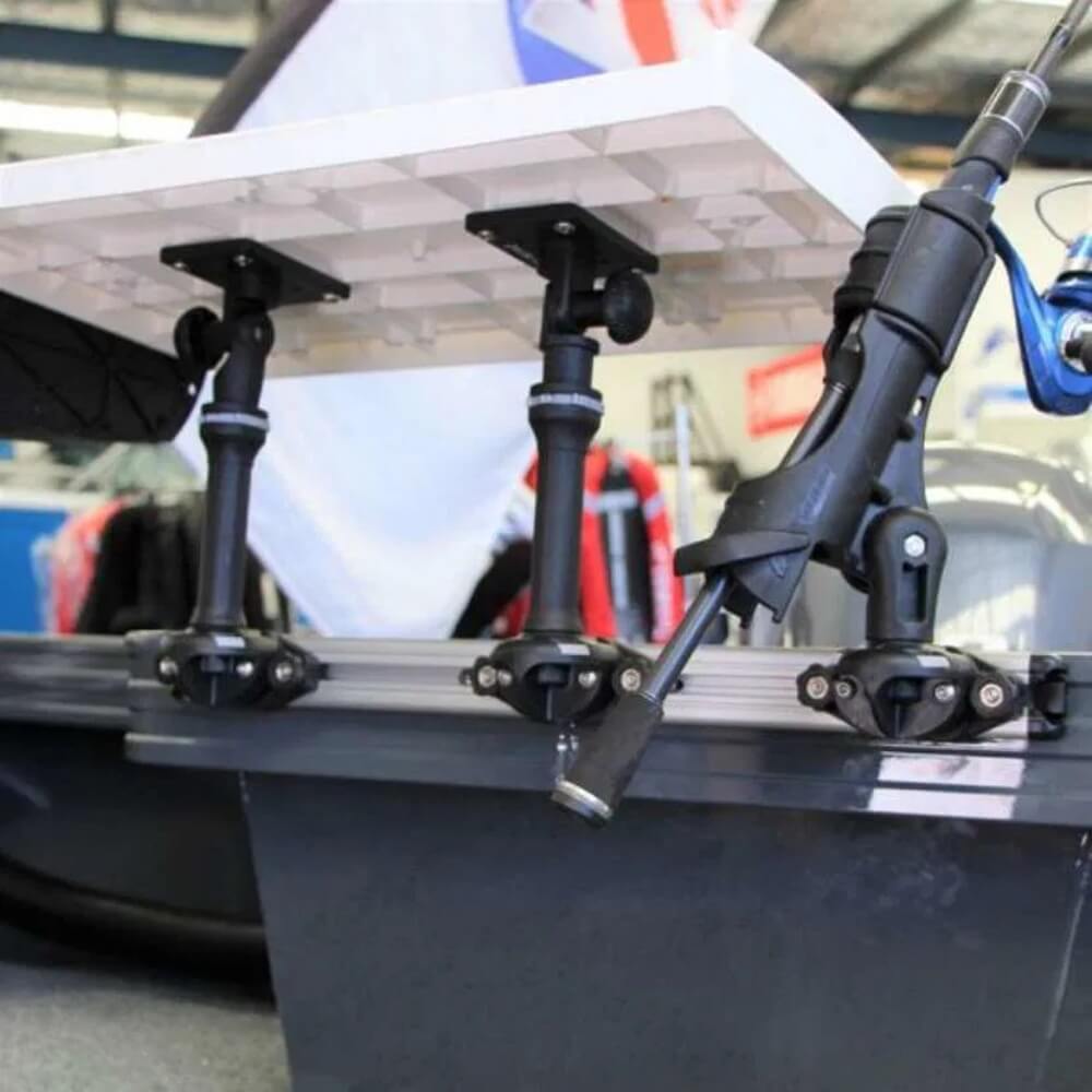 Railblaza TracLoader Gunnel Track Montagebeispiel