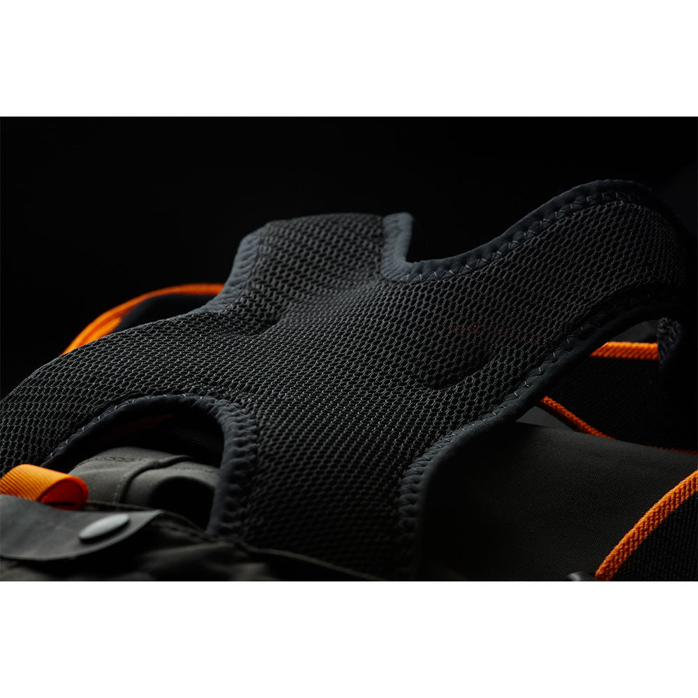 Savage-Gear-SG8-Chest-Zip-Wader-Grey-Black-04