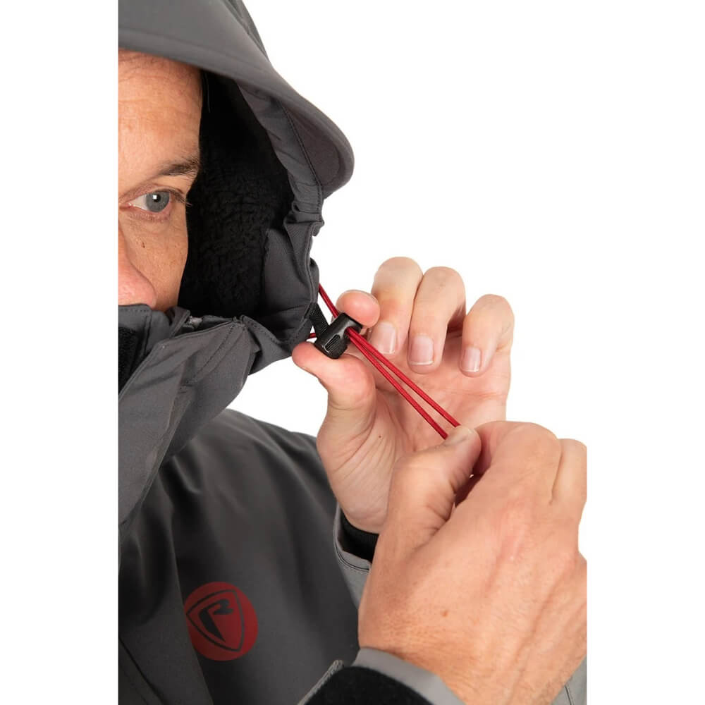 Fox Rage Pro Series Winter Suit bei HechtundBarsch.ch